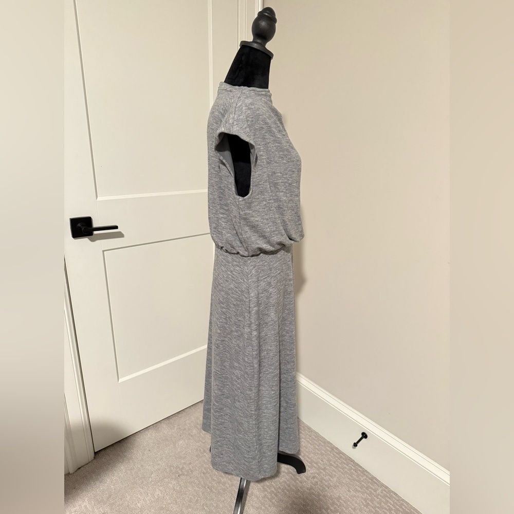 Ann Taylor | Mock Neck Blouson Dress | Size 10P - Picture 3 of 8